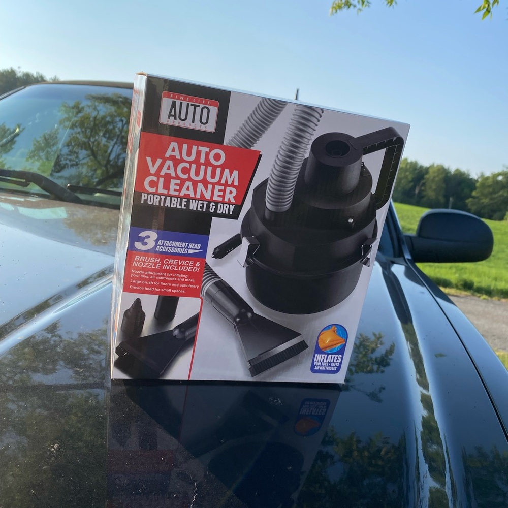 Black Portable Auto Wet/Dry Vacuum Cleaner